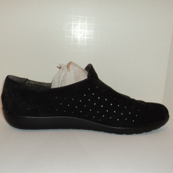 Clarks Women's Size 11 Shoes Loafers Black Suede Slip On - Picture 5 of 10